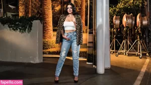 ariel-winter thumbnail #228356