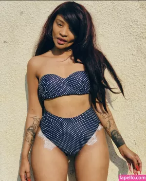 arrie-cakes thumbnail #1649952