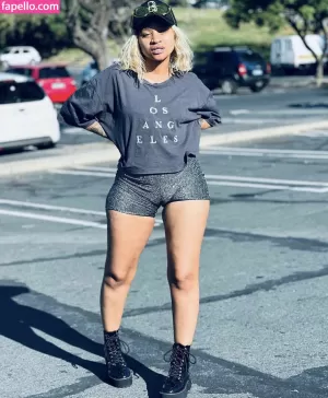 arrie-cakes thumbnail #1649954