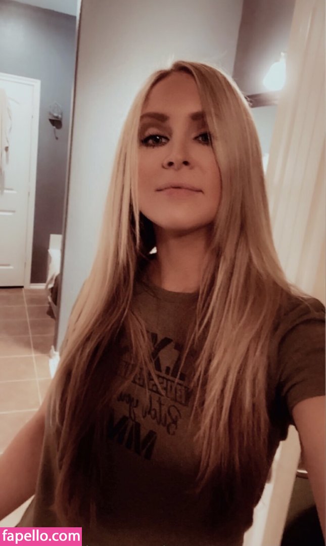 Ashleelyn__-1