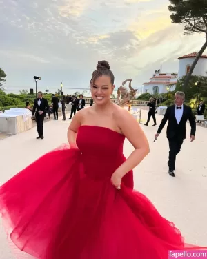 ashley-graham thumbnail #114439