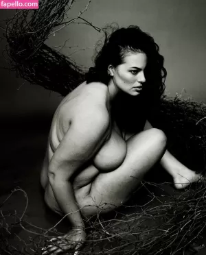 ashley-graham thumbnail #114436