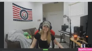 ashton-birdie thumbnail #438708