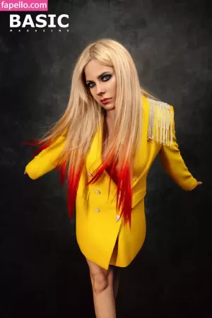 avril-lavigne thumbnail #54787