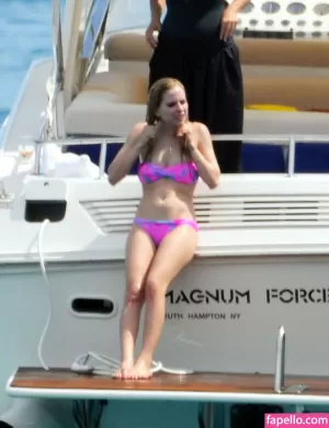 avril-levigne thumbnail #835337