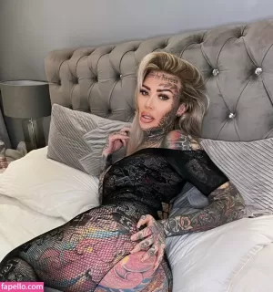 becky-holt thumbnail #3701840