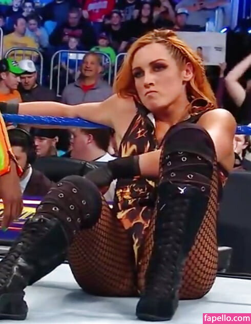 Becky Lynch-1