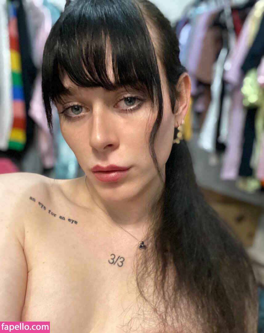 Bella Misandria-2