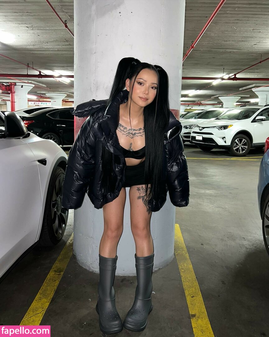 Bella Poarch-2