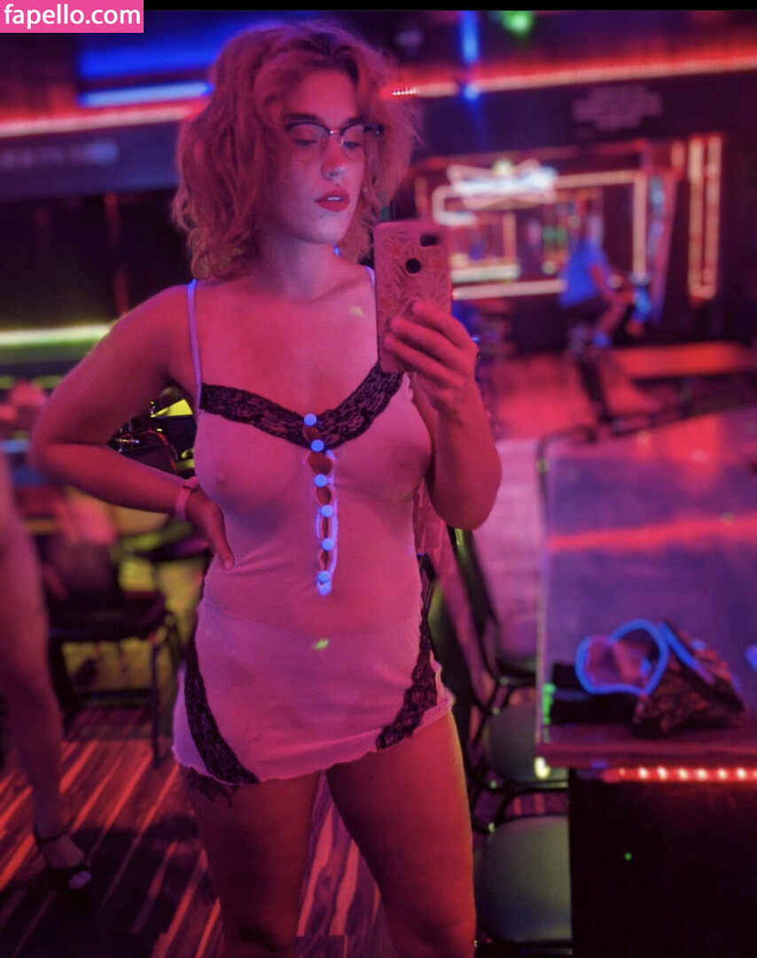 Belle Devereux-2