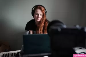 beth-roars thumbnail #900104