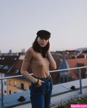 betti-paksi thumbnail #1684804