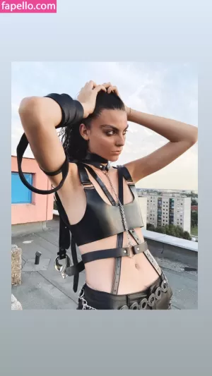 betti-paksi thumbnail #1684807