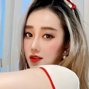 bettyuyenvietnam thumbnail #3640440