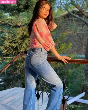 bhavika-sharma thumbnail #3427592