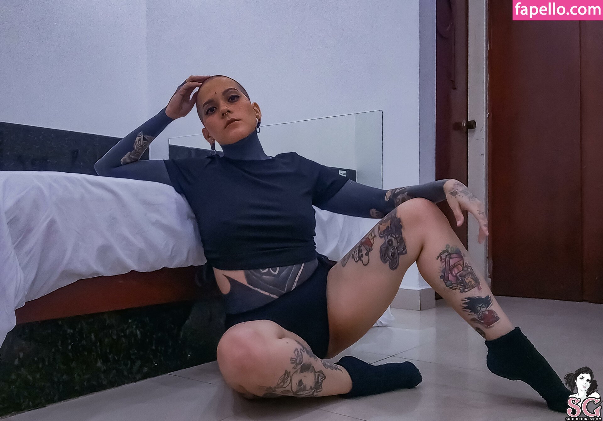 Blackmily-3