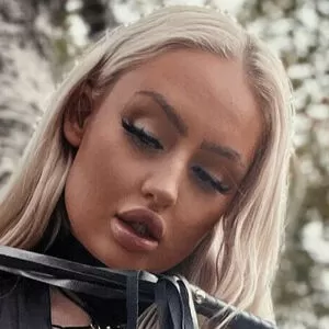 blonde-baarbie thumbnail #1691753