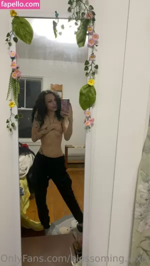 blossoming-vixen thumbnail #3645778