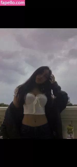 bratty-luna-1 thumbnail #246409