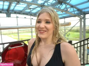 brianna-a thumbnail #1700315