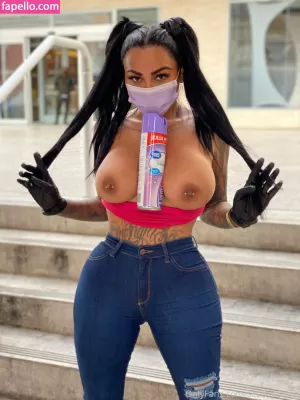 brittanya-razavi-3 thumbnail #2792609