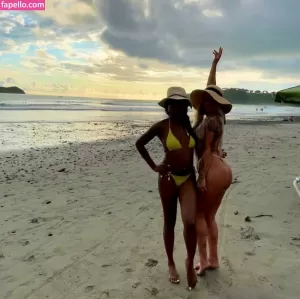 brittanybrittany thumbnail #3700741