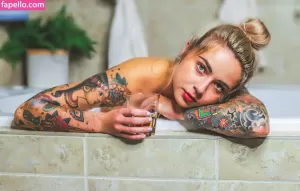 brittn thumbnail #1703976