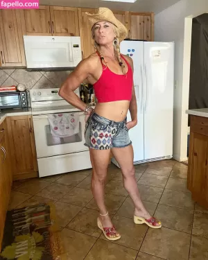 brooke-baker thumbnail #5103654