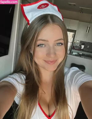 brookeblond thumbnail #1705152