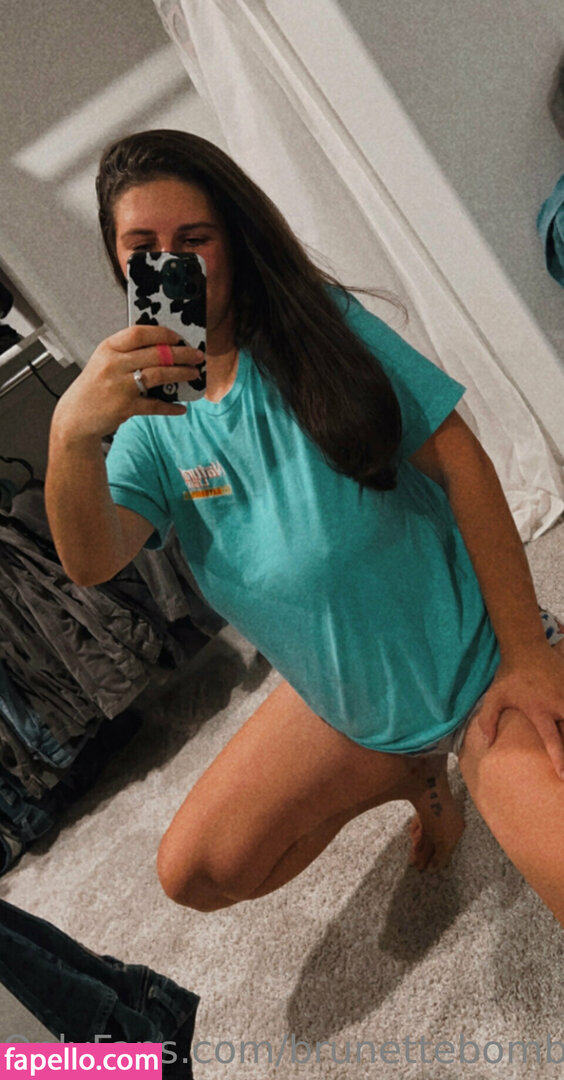 brunettebombshell13-2