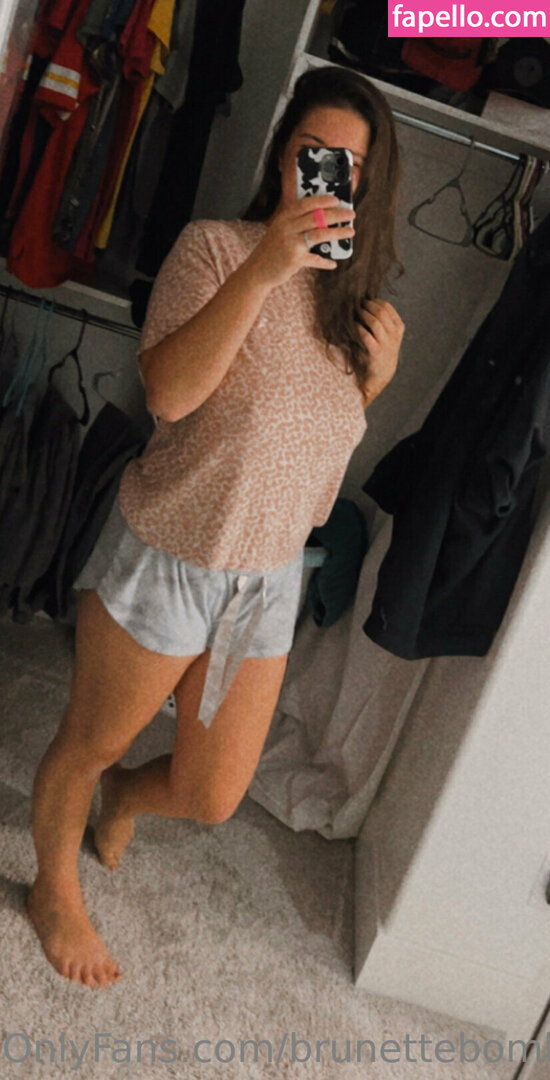 brunettebombshell13-3