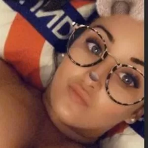 bustybrunettes thumbnail #1709343