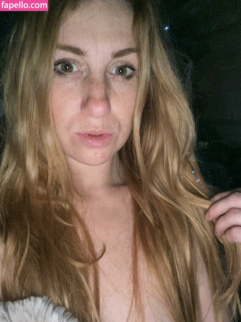 Bustyredheadmilf-3