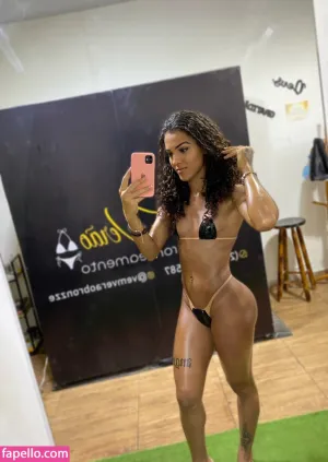 cachinhos-018 thumbnail #6278507