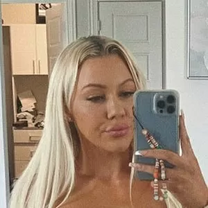 callieauburn thumbnail #4595117