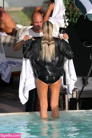 candice-swanepoel thumbnail #511491