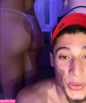 capi thumbnail #1715929