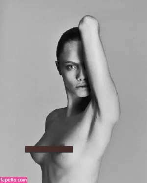 cara-delevingne thumbnail #329728