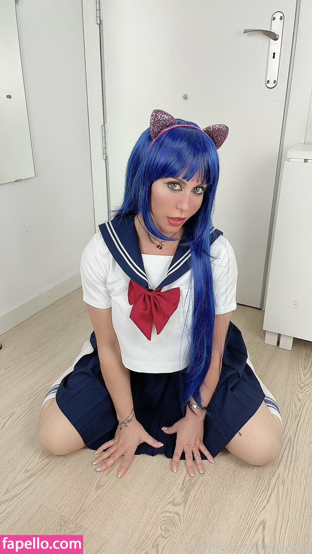 carlaboomfree-1