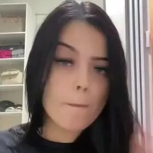 carlafreitasr thumbnail #1717867