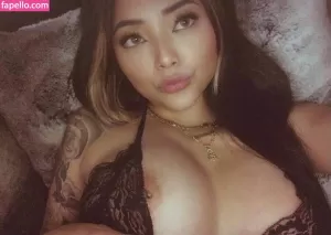 cassie-vanity thumbnail #1317379