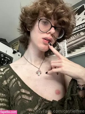 castielfree thumbnail #5785455