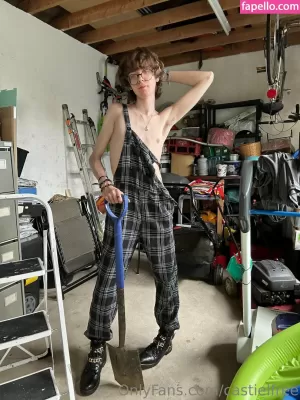 castielfree thumbnail #5785451