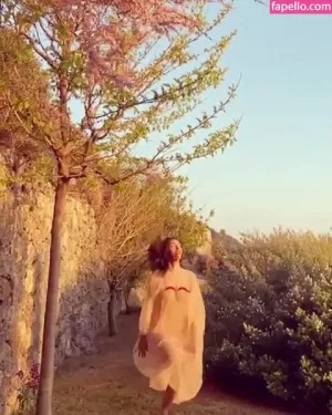 caterina-balivo thumbnail #1725955
