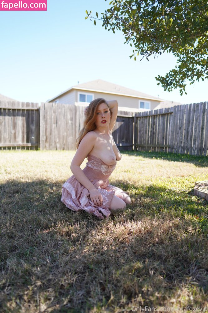 Cera Foxe-1
