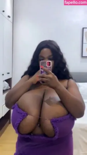 chanel-la-croix thumbnail #6079237