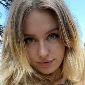 charleighlemons thumbnail #1731419