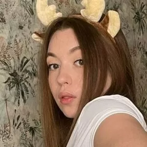 charming-milana thumbnail #3339368