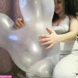 chezzmanifestation thumbnail #3870566