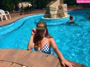 chrissie-mayr thumbnail #1740689